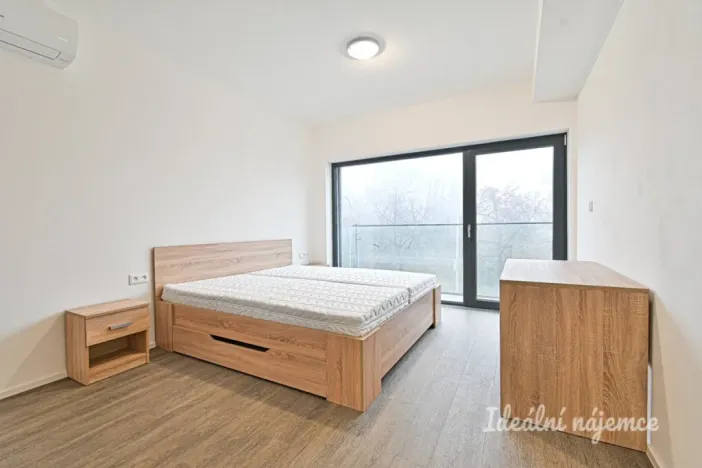 Pronájem bytu 2+kk, Brno, Lidická, 63 m2