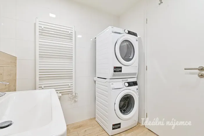 Pronájem bytu 2+kk, Brno, Lidická, 63 m2