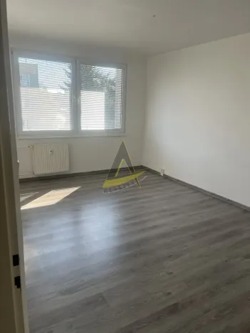 Pronájem bytu 2+1, Kaplice, Na Vyhlídce, 56 m2