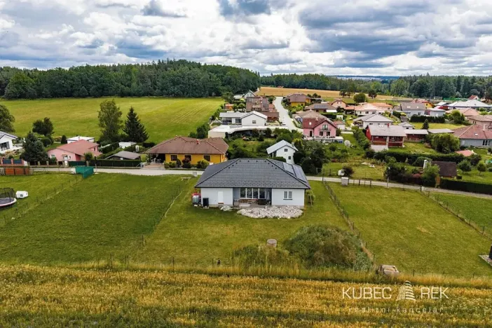 Prodej rodinného domu, Ústrašice, 130 m2