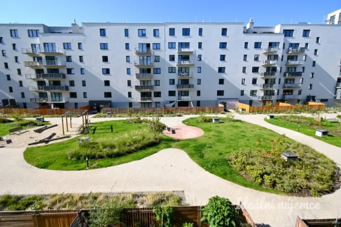 Pronájem bytu 1+kk, Brno, Sportovní, 39 m2