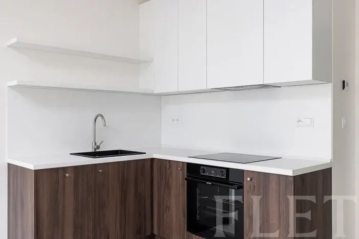 Pronájem bytu 1+kk, Praha - Hloubětín, Poděbradská, 33 m2