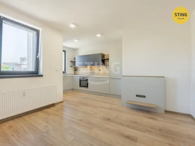 Prodej bytu 2+kk, Žďár nad Sázavou, Nádražní, 41 m2