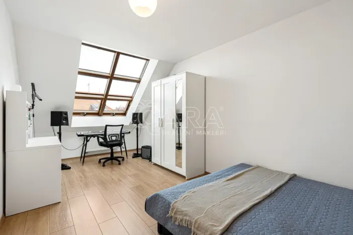 Prodej bytu 2+kk, Praha - Dejvice, Kafkova, 53 m2