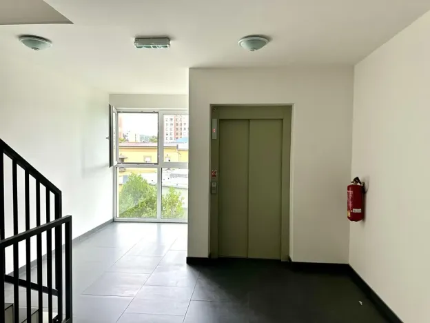Pronájem bytu 3+kk, Beroun, U Archivu, 76 m2