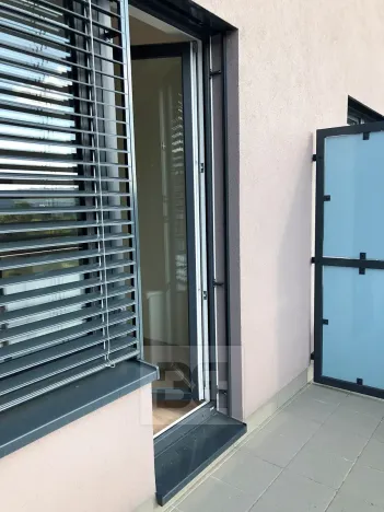 Pronájem bytu 1+kk, Praha - Hodkovičky, Šífařská, 40 m2