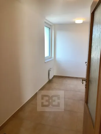 Pronájem bytu 1+kk, Praha - Hodkovičky, Šífařská, 40 m2
