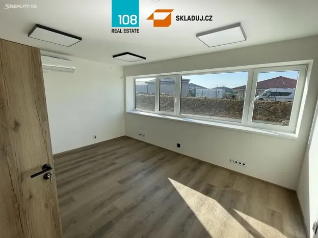 Pronájem skladu, Herink, Hlavní, 1106 m2