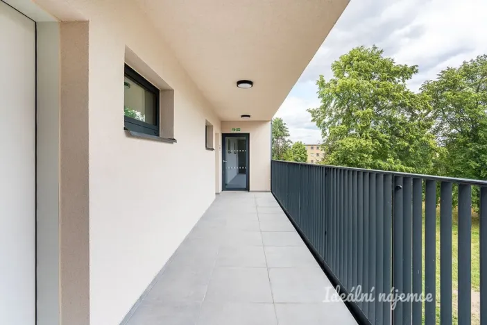 Pronájem bytu 1+kk, Praha - Čakovice, Danielova, 36 m2