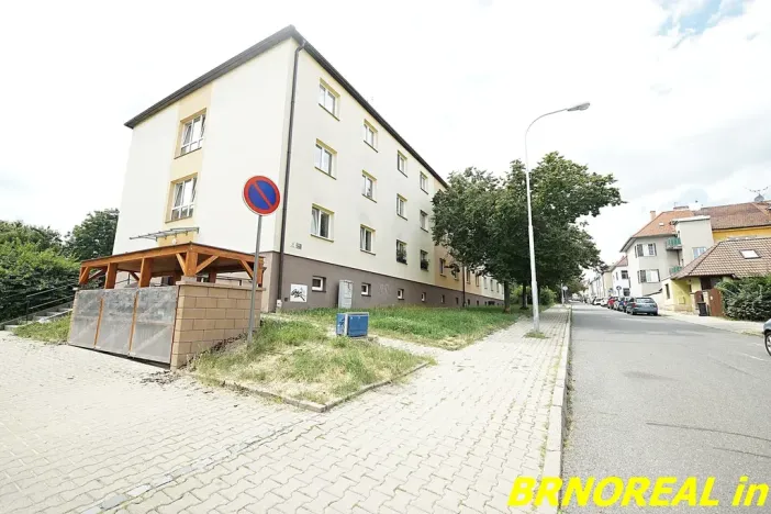 Pronájem bytu 1+1, Brno, Sibiřská, 31 m2