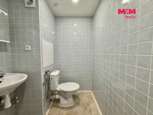 Pronájem bytu 1+1, Děčín, Plavební, 28 m2