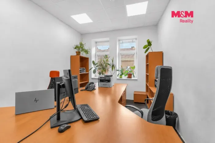 Pronájem kanceláře, Jičín - Pražské Předměstí, Ruská, 136 m2