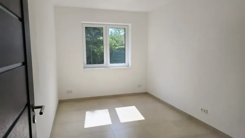 Pronájem rodinného domu, Káraný, Masarykova, 84 m2