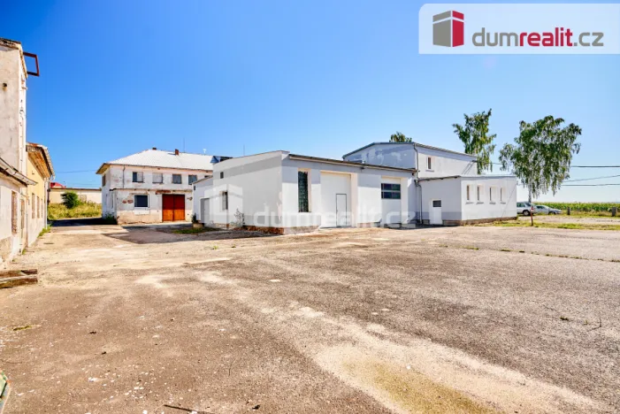 Prodej výrobních prostor, Štědrá, 2500 m2
