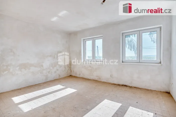 Prodej výrobních prostor, Štědrá, 2500 m2