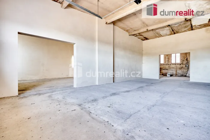 Prodej výrobních prostor, Štědrá, 2500 m2