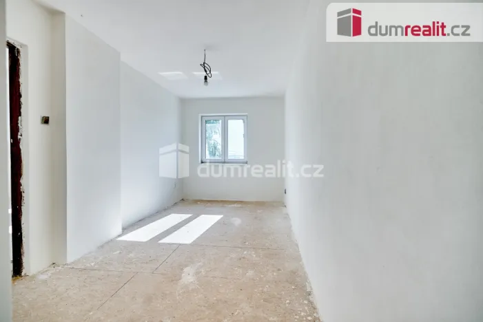 Prodej výrobních prostor, Štědrá, 2500 m2
