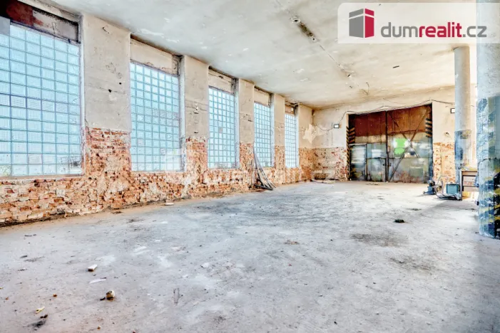 Prodej výrobních prostor, Štědrá, 2500 m2