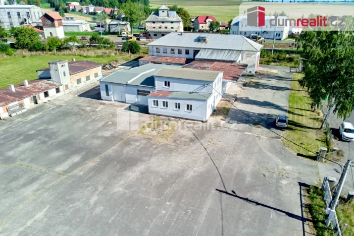 Prodej výrobních prostor, Štědrá, 2500 m2