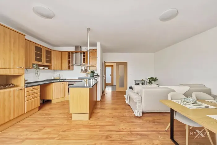 Prodej bytu 2+kk, Měšice, Habrová, 61 m2