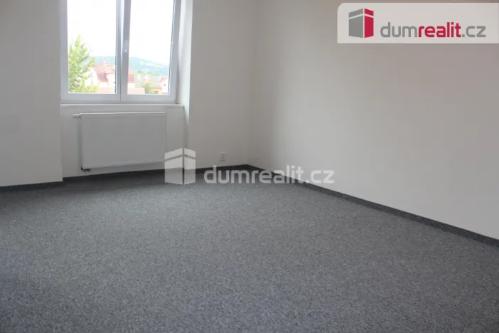 Pronájem bytu 2+1, Karlovy Vary - Dvory, K. Kučery, 49 m2