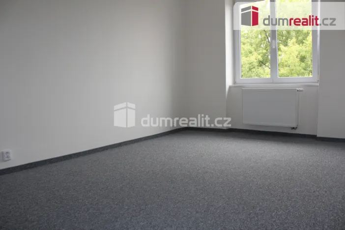 Pronájem bytu 2+1, Karlovy Vary - Dvory, K. Kučery, 49 m2