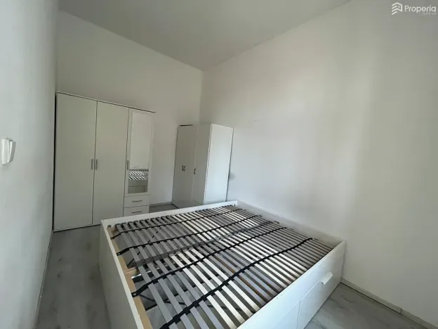 Pronájem bytu 2+kk, Brno, Štefánikova, 39 m2