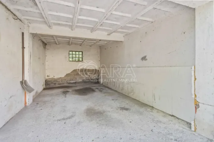Prodej garáže, Benešov, Bezručova, 18 m2
