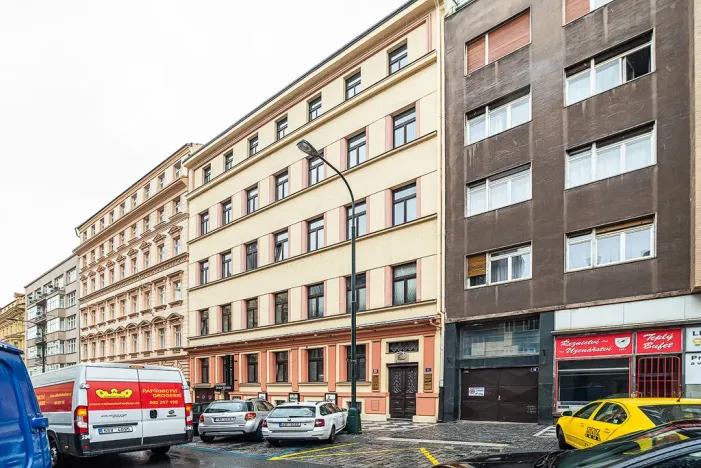 Pronájem kanceláře, Praha - Nové Město, Štěpánská, 65 m2