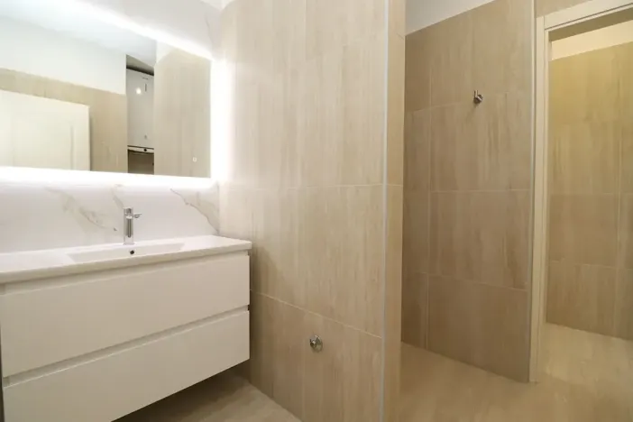 Prodej bytu 4+kk, Šibenik, Chorvatsko, Šparadići, 115 m2