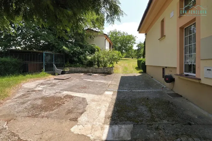 Prodej rodinného domu, Chocenice, 299 m2