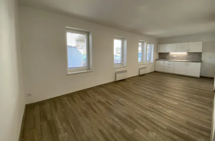Pronájem bytu 1+kk, Brno - Maloměřice, 37 m2