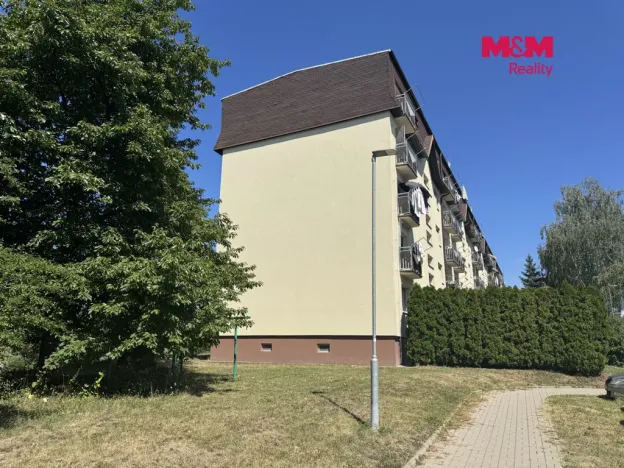 Prodej bytu 2+1, Milovice, Mírová, 41 m2
