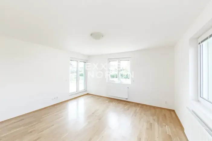 Pronájem vily, Průhonice, Pod Valem II., 400 m2