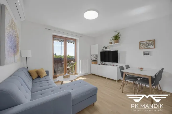Pronájem bytu 2+kk, Zbuzany, Lomená, 43 m2