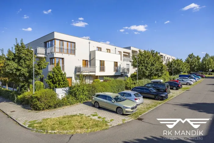 Pronájem bytu 2+kk, Zbuzany, Lomená, 43 m2