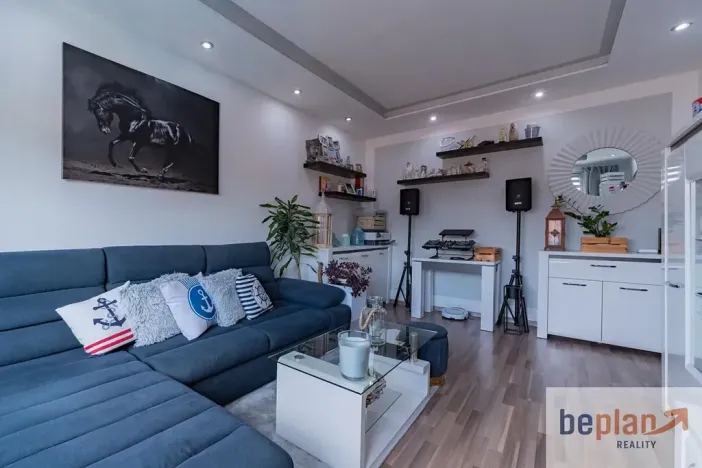 Prodej bytu 2+1, Nová Role, Svobodova, 54 m2