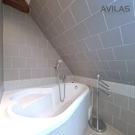 Pronájem bytu 1+kk, Benešov - Bedrč, 48 m2