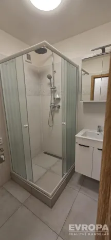 Pronájem bytu 2+kk, Kolín - Kolín III, Žižkova, 42 m2