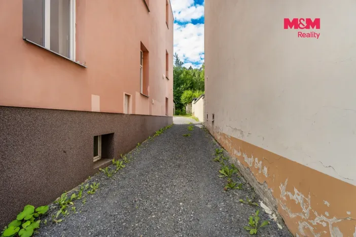 Prodej garáže, Jablonec nad Nisou, 75 m2