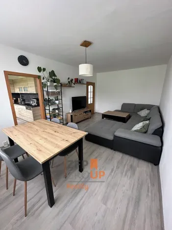 Prodej bytu 3+1, Rožnov pod Radhoštěm, Kulturní, 72 m2