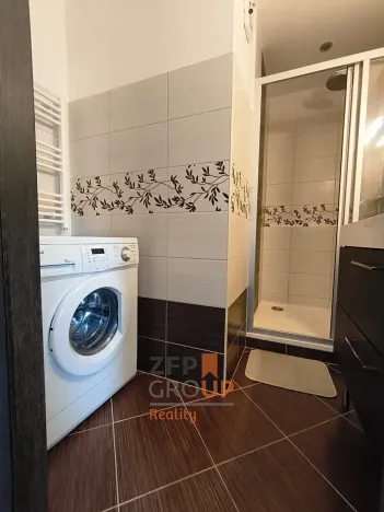 Prodej bytu 3+1, Hrušovany u Brna, Sídliště, 73 m2