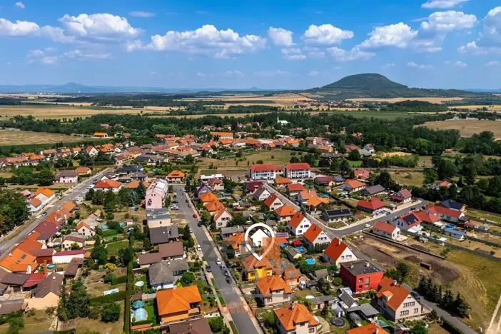 Prodej rodinného domu, Straškov-Vodochody, 165 m2