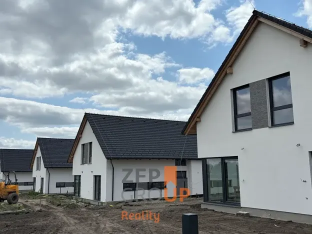Prodej rodinného domu, Dříteč, 228 m2