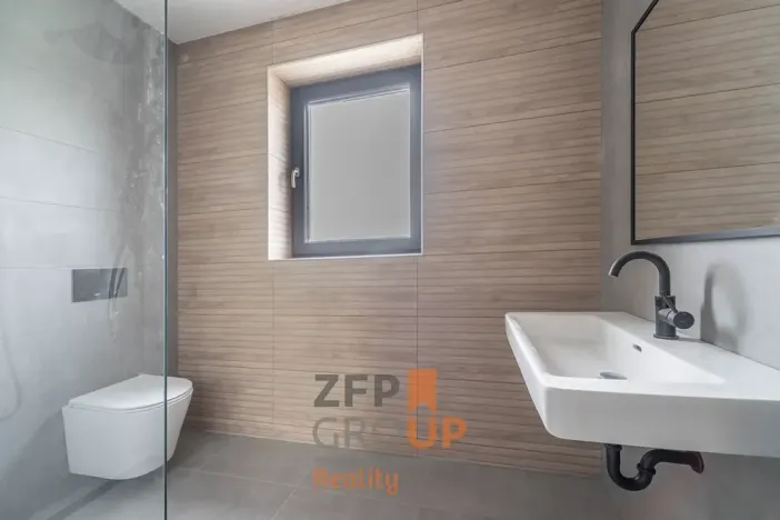 Prodej rodinného domu, Dříteč, 228 m2
