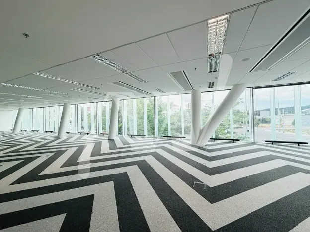 Pronájem kanceláře, Praha - Holešovice, Plynární, 648 m2