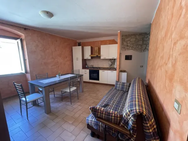 Prodej rodinného domu, Via Giuseppe Mazzini, 42, 07035 Sedini SS, Itálie, Itálie, 120 m2