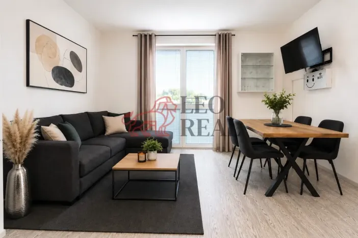 Prodej bytu 2+kk, Oslavany, náměstí 13. prosince, 63 m2