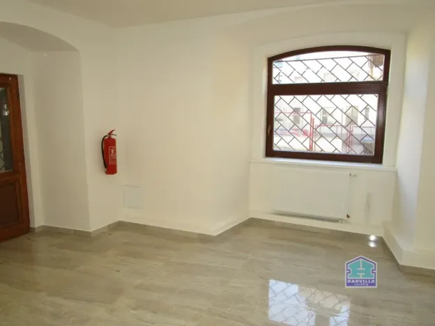 Pronájem bytu 1+kk, Stříbro, Husova, 33 m2