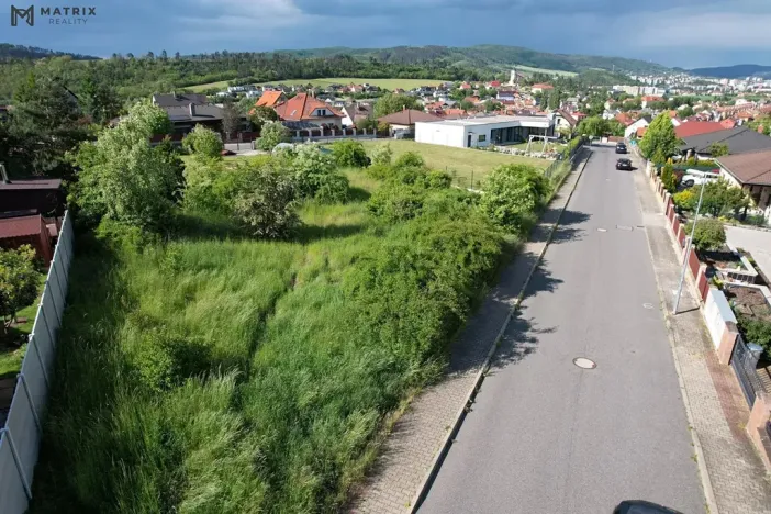 Prodej pozemku pro bydlení, Králův Dvůr, Na Výsluní, 791 m2